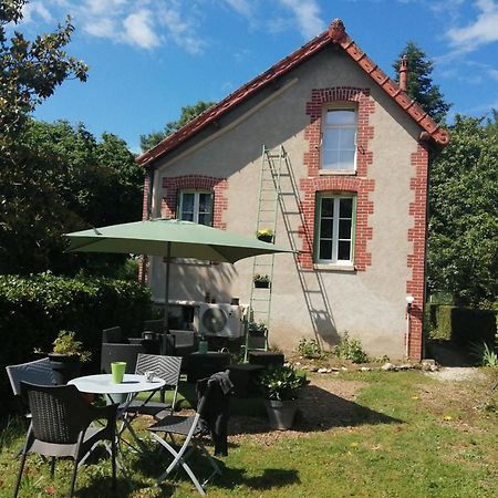 Maison " Bouton D'Or" Au Bord De L'Eau, A 10 Mn De Tours , Meuble Classe Une Etoile Saint-Avertin Zewnętrze zdjęcie